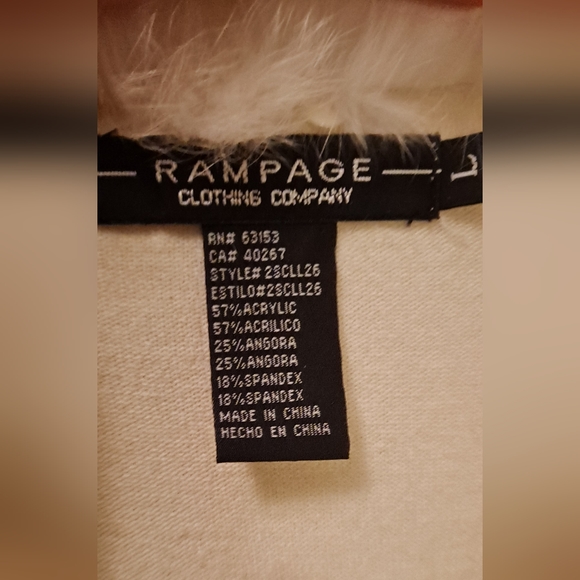 Winter White Rampage Cardigan with detachable faux fur collar Rhinestone buttons - Picture 2 of 5